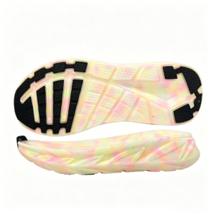 Ice-transparent camouflage shoe sole