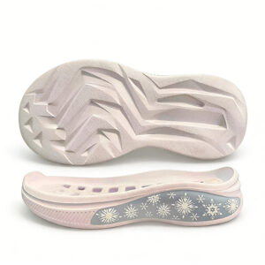 Snowflake girls' sports shoes with soles